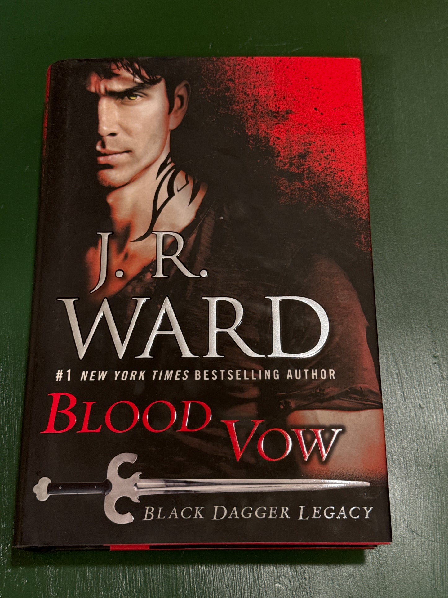 Blood Vow (Black Dagger Legacy Book #2)